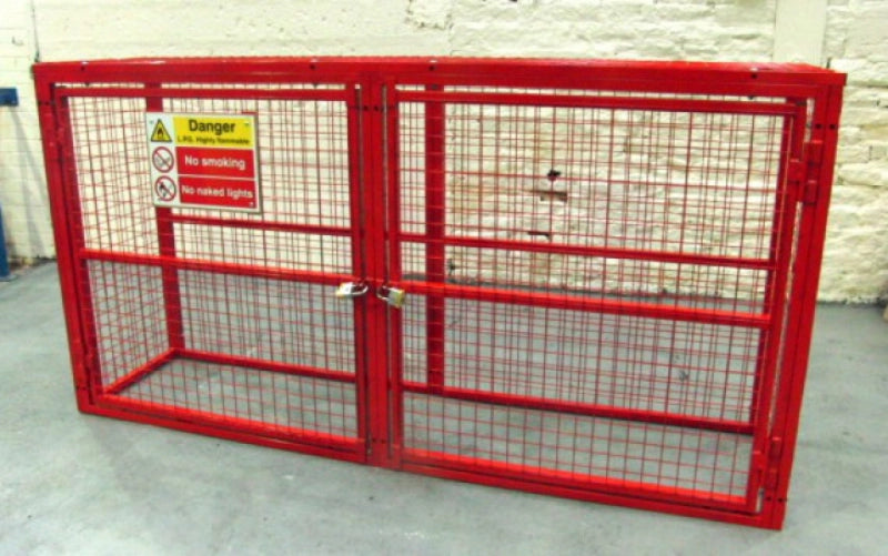 BC3 - Gas Cylinder Storage Cage 2064 x 500 x 1032 mm