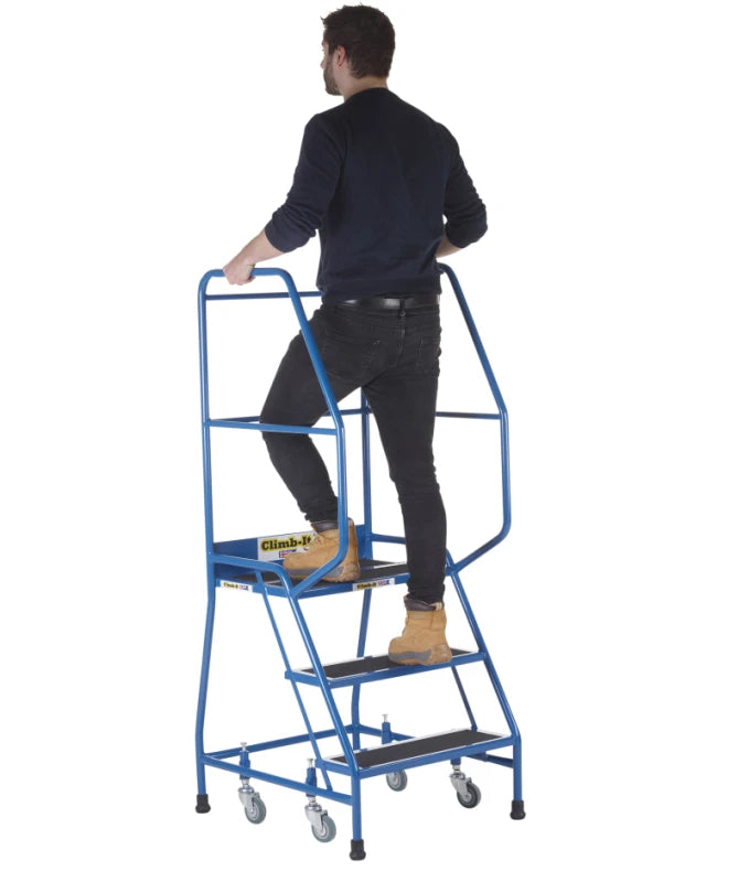 CIT-SLS-3 - 3 STEP WIDE TREAD, SPRING LOADED STEPS